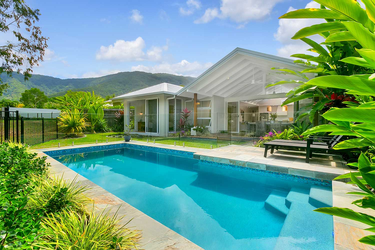 Custom Build – Palm Cove